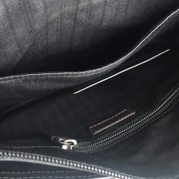 Tumi Oxford Crossbody leather bag NWT - Picture 12 of 12